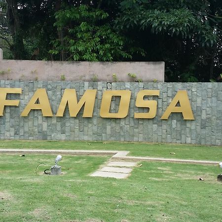 A Famosa Resort Melaka Buitenkant foto